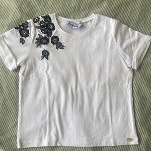 White tee shirt with black flowers embroidered, tartine et Chocolat, 3y